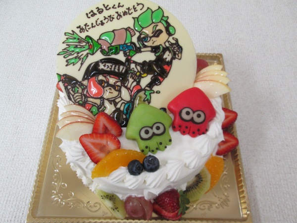 バースデーケーキに スプラトゥーン２の2人のイラストとイカも立体でトッピング 大阪市東住吉区 パティスリーデコ