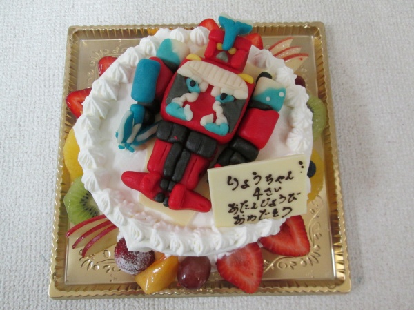 バースデーケーキに ジュウオウジャーのドデカイオーを立体でケーキにトッピング 大阪市東住吉区 パティスリーデコ