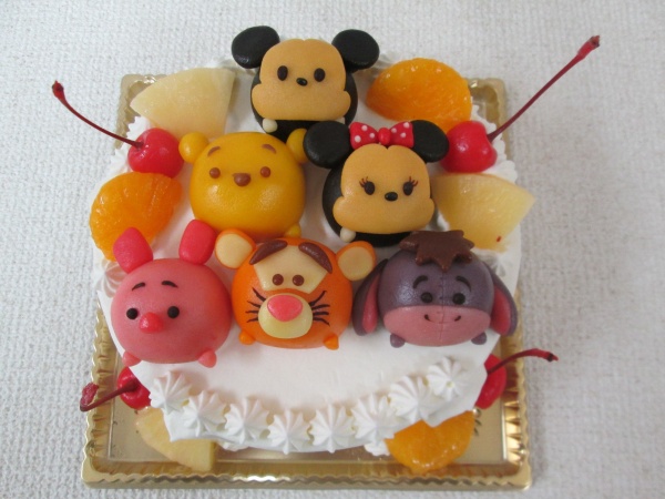 通販ケーキで ご指定のキャラクターを立体のツムツムでトッピング 大阪市東住吉区 パティスリーデコ
