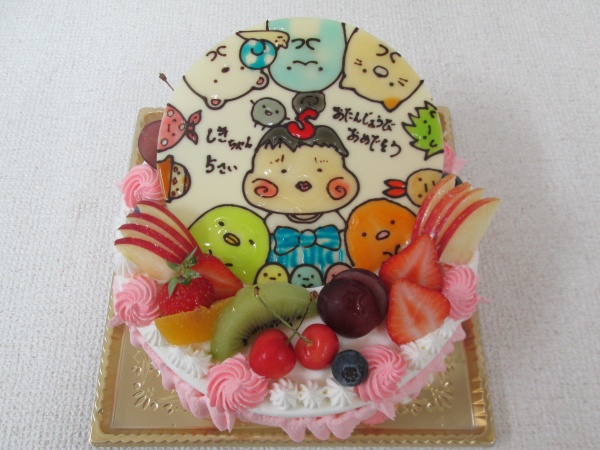バースデーケーキに すみっこぐらしのご指定のイラストをプレートでトッピング 大阪市東住吉区 パティスリーデコ