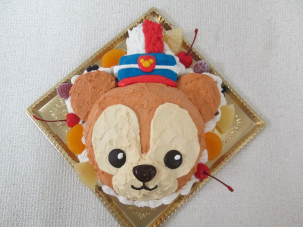 通販ケーキで 帽子をかぶったご指定のダッフィーを立体形ケーキで 大阪市東住吉区 パティスリーデコ