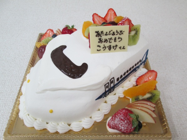 バースデーケーキに 新幹線のn 700系を立体形ケーキで 大阪市東住吉区 パティスリーデコ