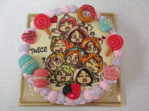 通販ケーキで ご指定のトゥワイス Twice のイラストをプレートでトッピング 大阪市東住吉区 パティスリーデコ