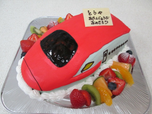 バースデーケーキに 新幹線のスーパーこまちを立体形ケーキで 大阪市東住吉区 パティスリーデコ