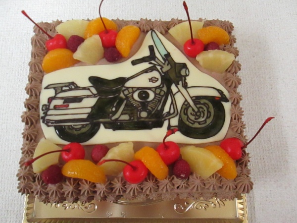 通販ケーキで ご指定のバイクをプレートでトッピング 大阪市東住吉区 パティスリーデコ